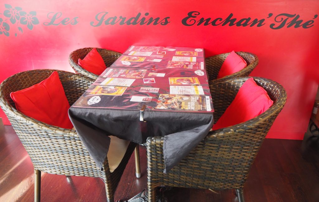 Les-Jardins-EnchanThé-Salon-de-thé-10-rue-des-Marchands-94440-Marolles-en-Brie-©Petitscommerces-8