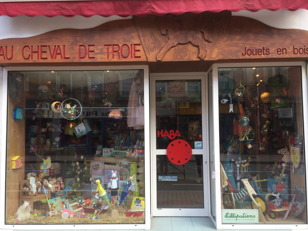 Au Cheval De Troie Boutique pour enfants Belfort
