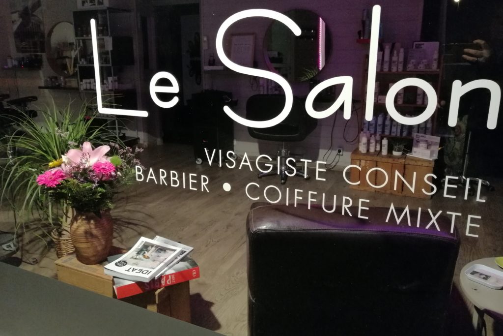 Le Salon Salon de coiffure Chauffour Sur Vell