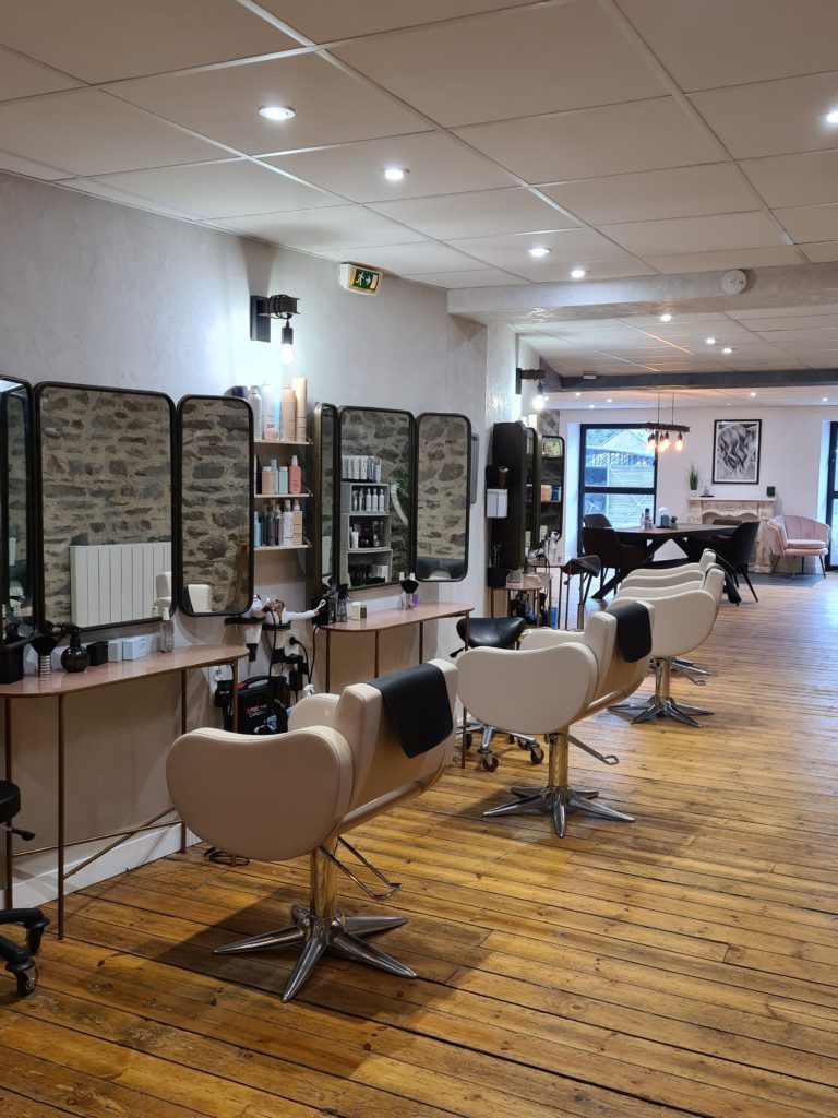 Aurelie J. Le Loft Salon de coiffure Plerin