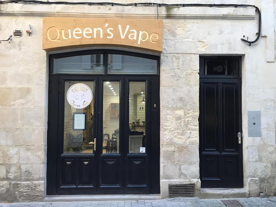 Queen'S Vape Boutique de cigarettes électroniques La Rochelle