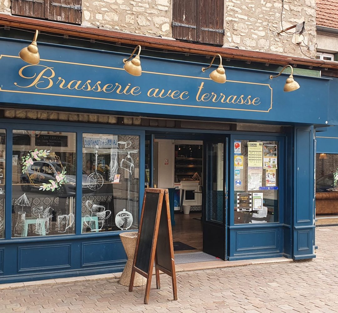 La-Tribu-Bar-Brasserie-Beynes-devanture