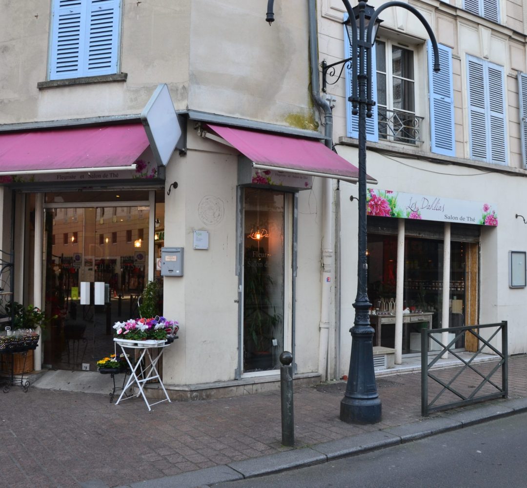 Les Dahlias fleuriste salon de thé 104 rue Paul Vaillant Couturier 95100 Argenteuil ©Petitscommerces 12