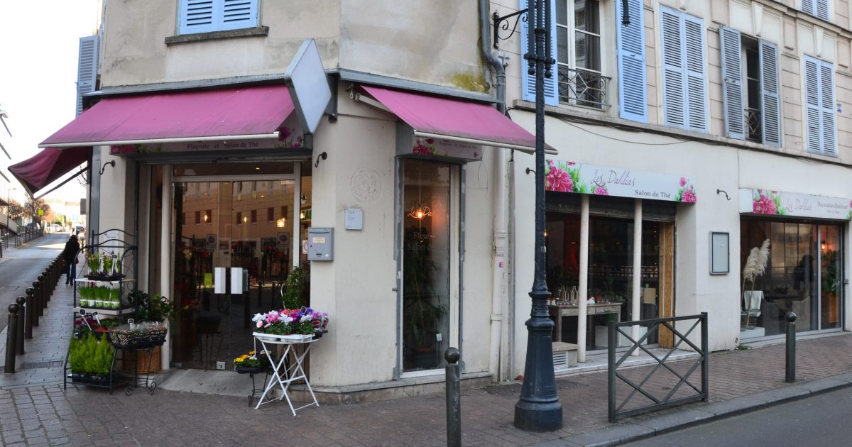 Les Dahlias fleuriste salon de thé 104 rue Paul Vaillant Couturier 95100 Argenteuil ©Petitscommerces 12