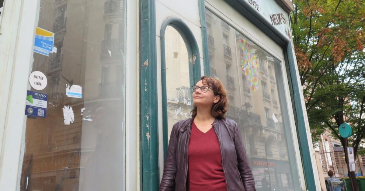 elle-ouvre-sa-librairie-grace-a-une-campagne-de-financement-participatif-le-parisien-librairie-linstant-paris-15-blog-petitscommerces