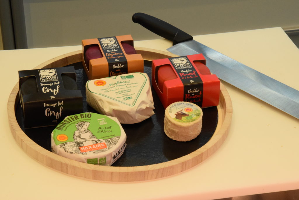 Place-au-fromage-fromagerie-Romainville-fromages-du-pays-de-galles-neufchatel-munster-crottin-de-chavignol