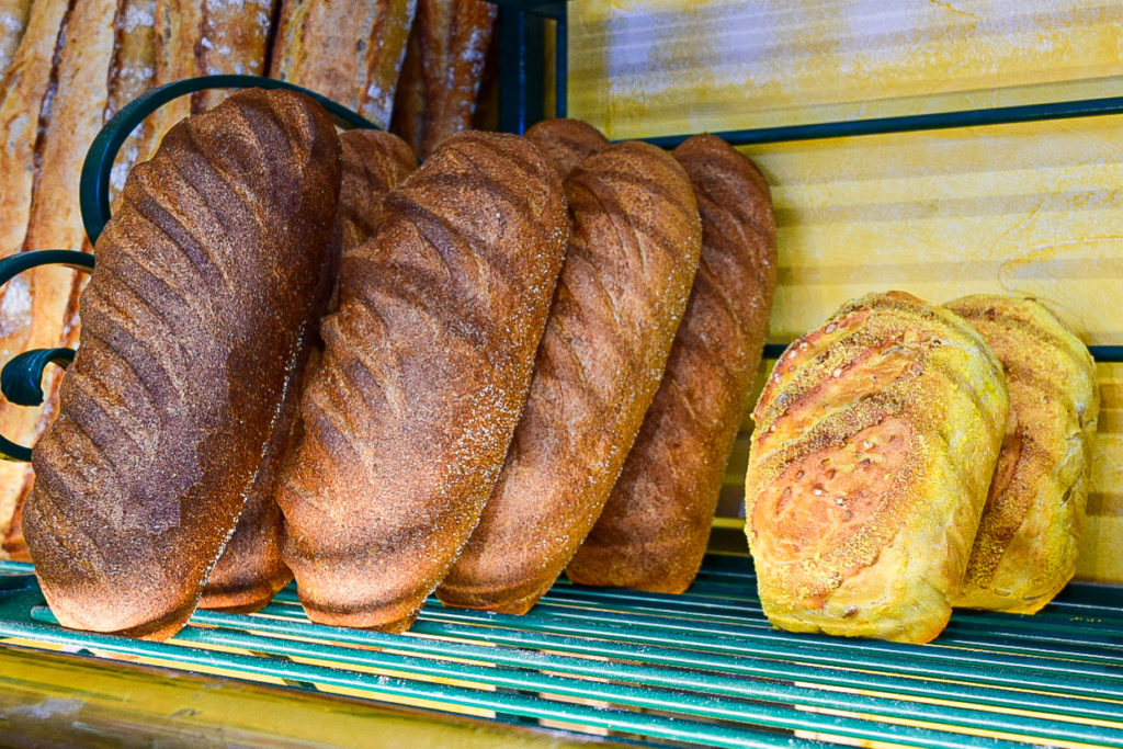 La-petite-Ophelie-Boulangerie-Patisserie-Mitry-Mory-pains-speciaux-pain-complet-et-pain-de-mais