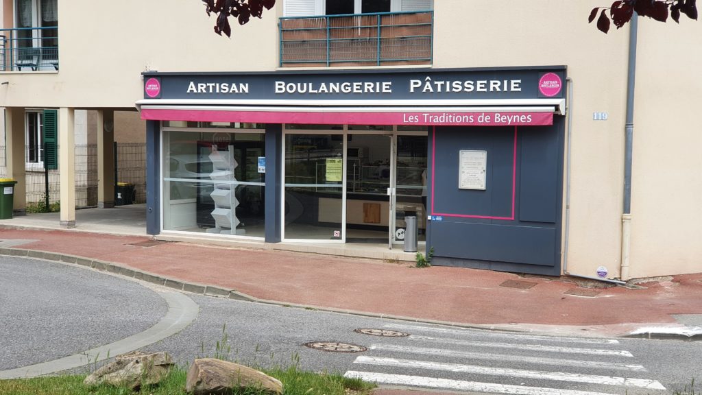 Les-Traditions-de-Beynes-Boulangerie-Patisserie-devanture